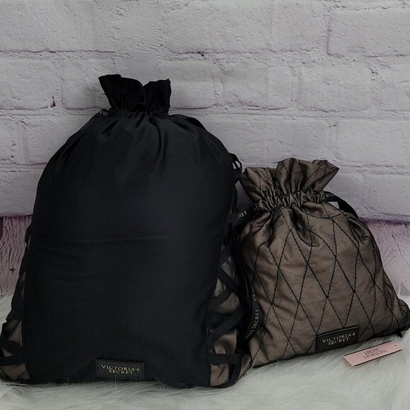 Victoria's Secret black drawstring bags Set of two - Picture 10 of 10